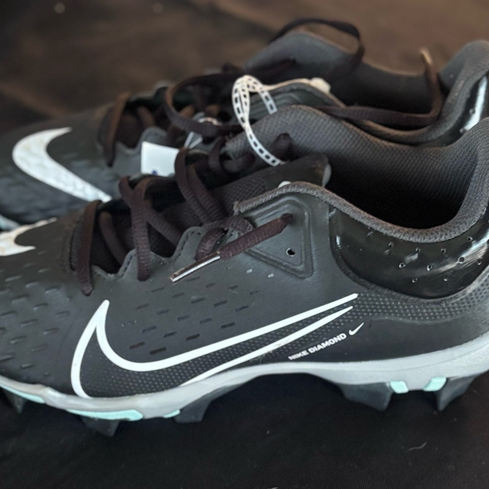 Women’s Nike Hyperdiamond 4 Softball Cleats